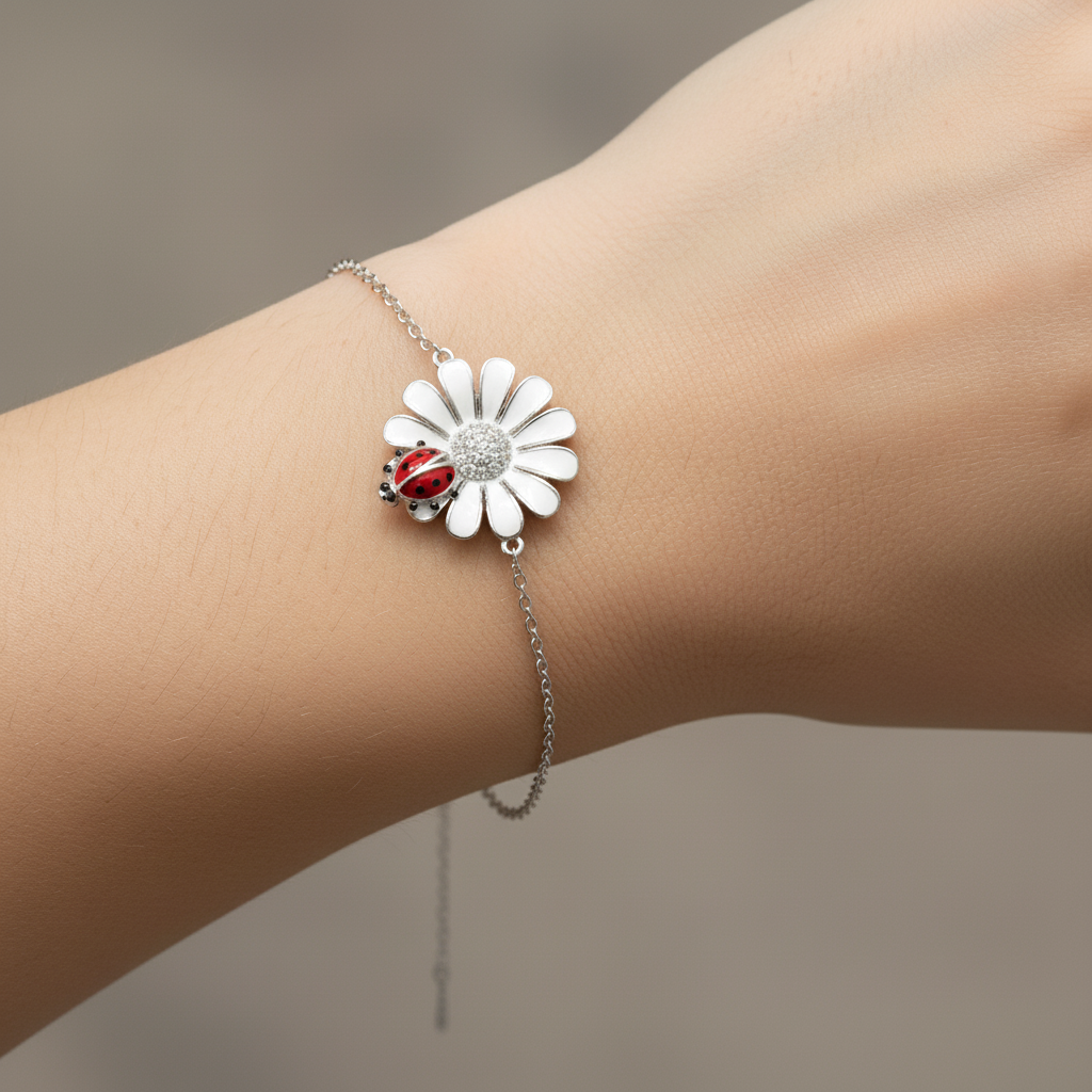 Charming Daisy Flower & Ladybug Bracelet - Silver