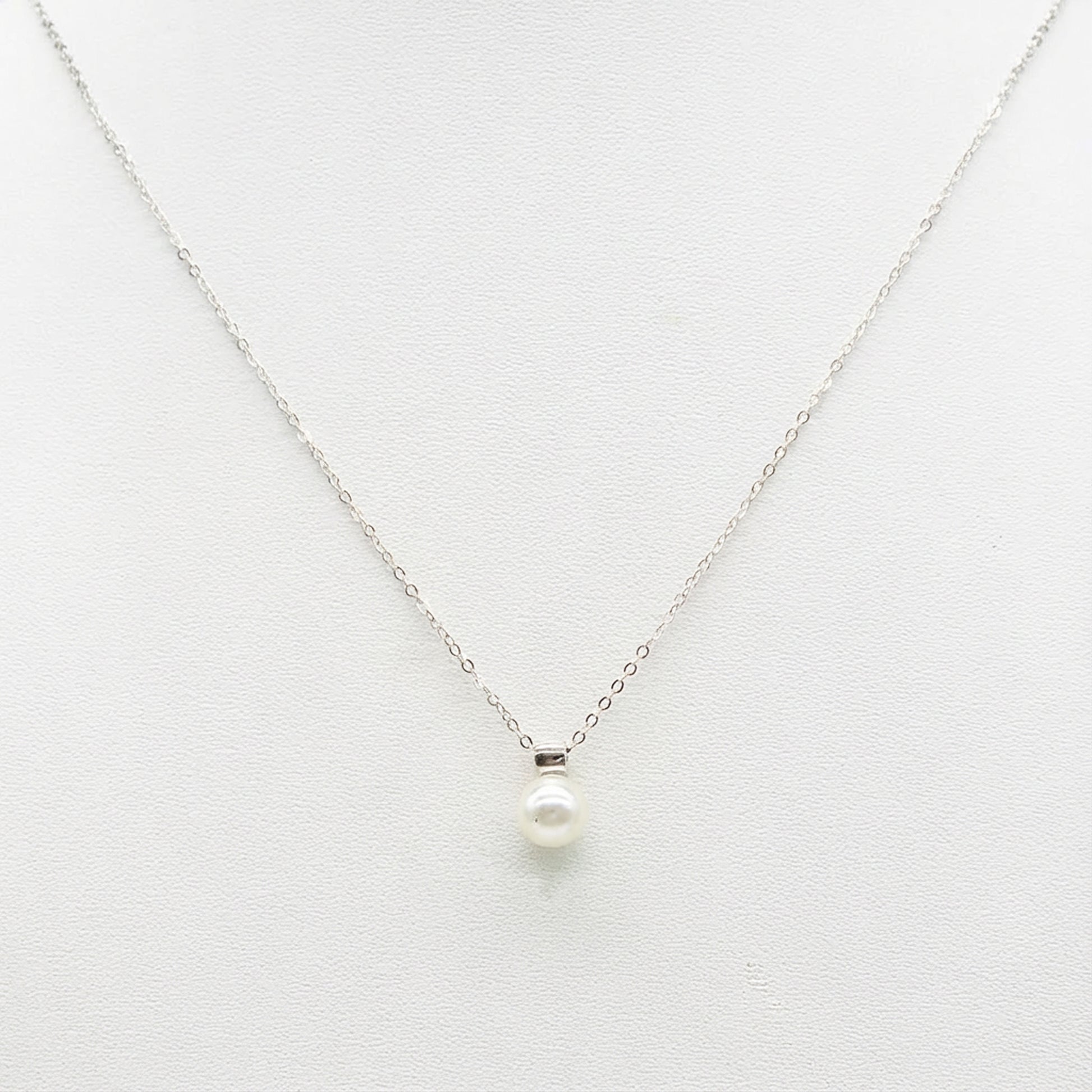 Sterling silver Pearl Solitaire Pendant necklace polished finish