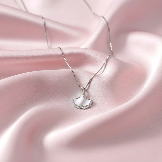 Silver Shell Fan Pendant Necklace